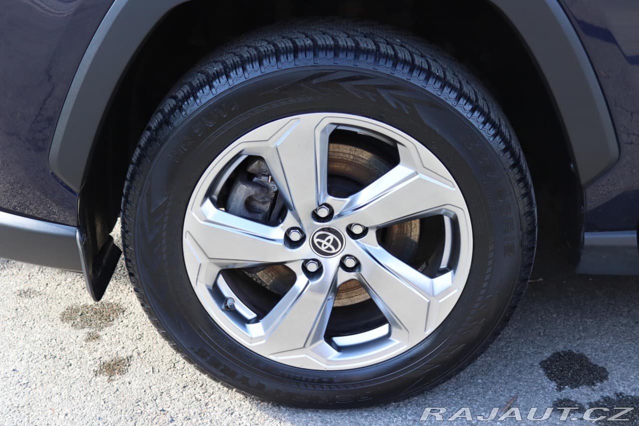 2021 Toyota RAV4 - 18