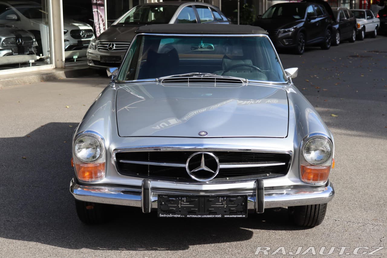 1970 Mercedes-Benz SL - 2