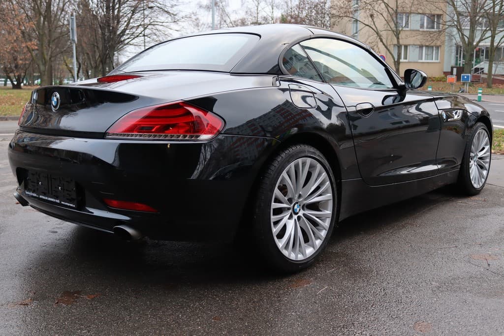 2015 BMW Z4 - 25