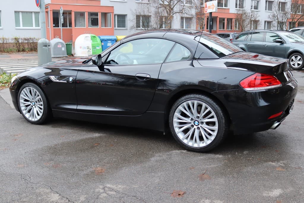 2015 BMW Z4 - 33