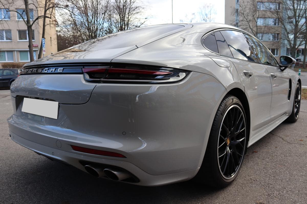 2016 Porsche PANAMERA - 21