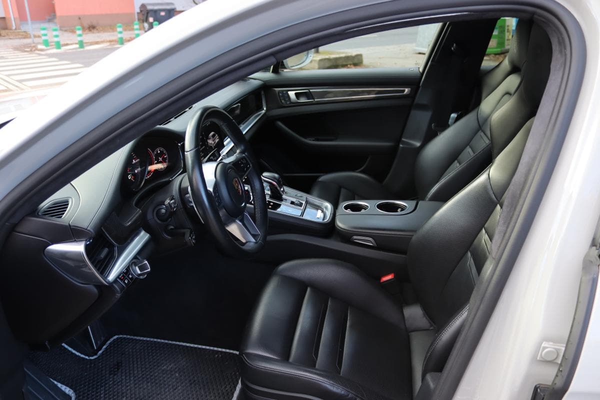 2016 Porsche PANAMERA - 39