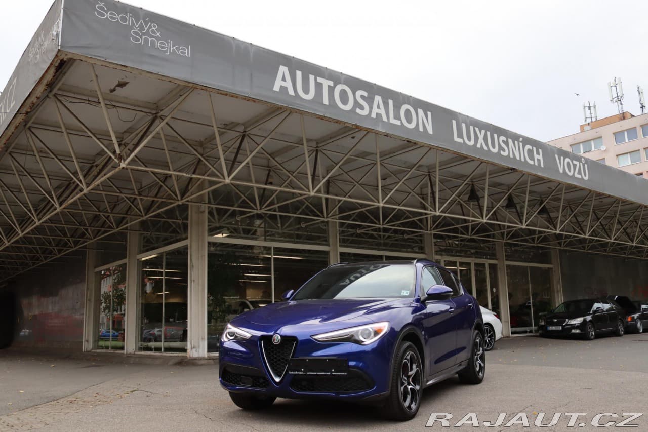 2023 Alfa Romeo STELVIO