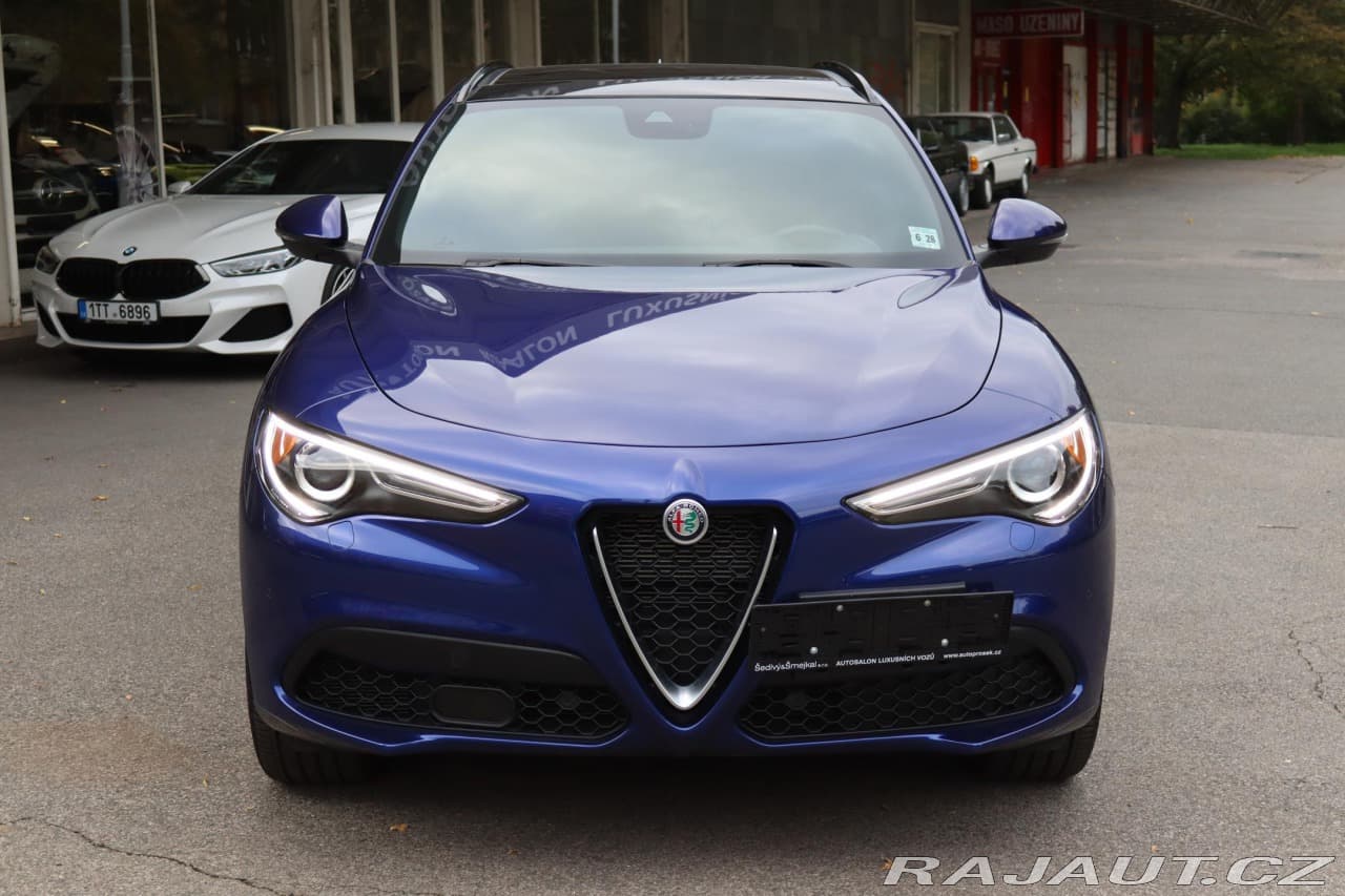 2023 Alfa Romeo STELVIO - 2