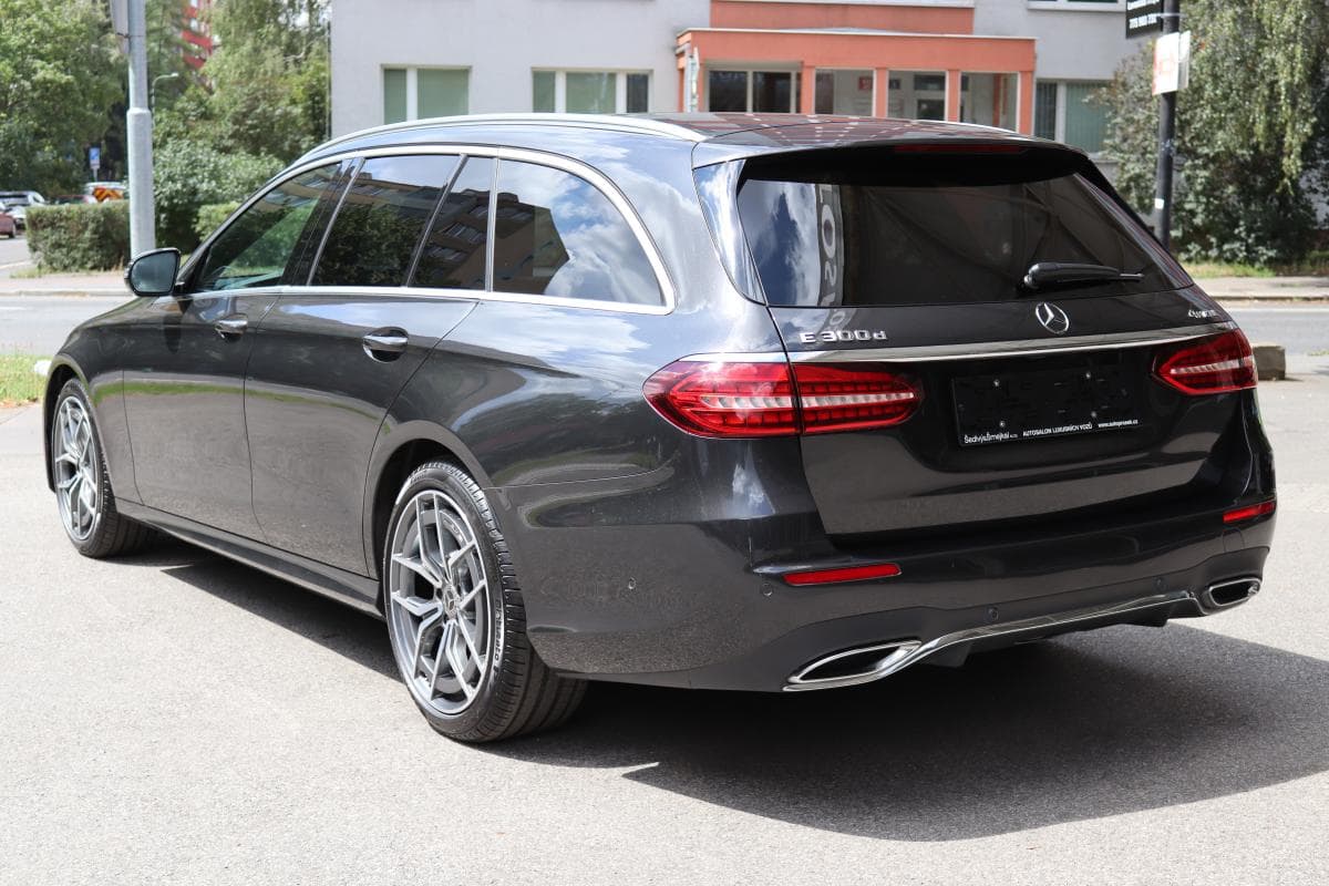 2022 Mercedes-Benz E-CLASS - 13