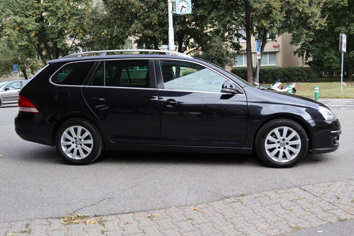 2009 Volkswagen GOLF - 9