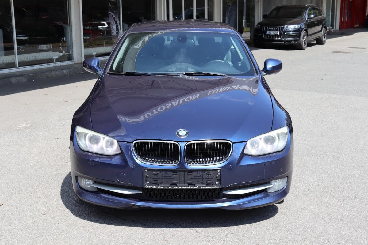 2010 BMW 3-SERIES - 2