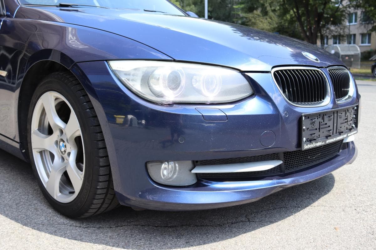 2010 BMW 3-SERIES - 6