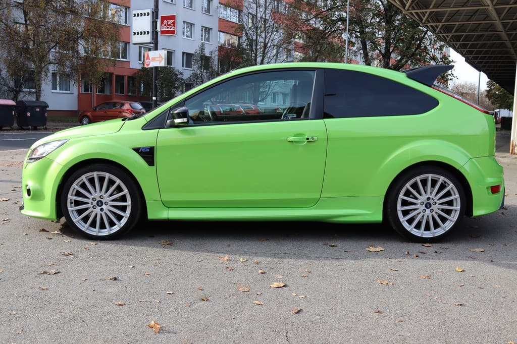 2009 Ford FOCUS - 18