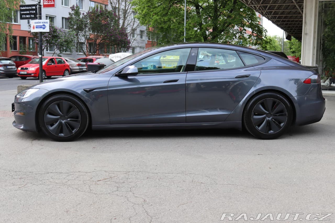 2021 Tesla MODEL S - 15