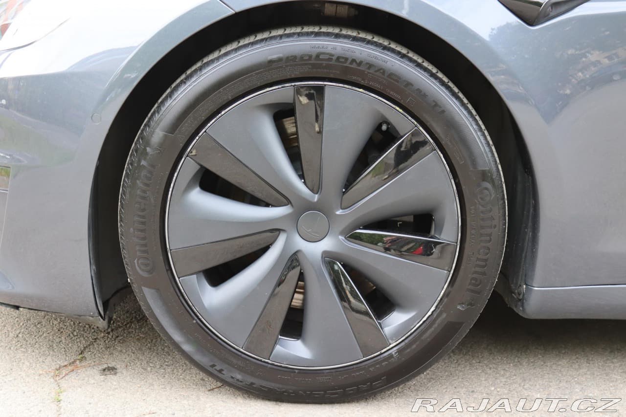 2021 Tesla MODEL S - 18