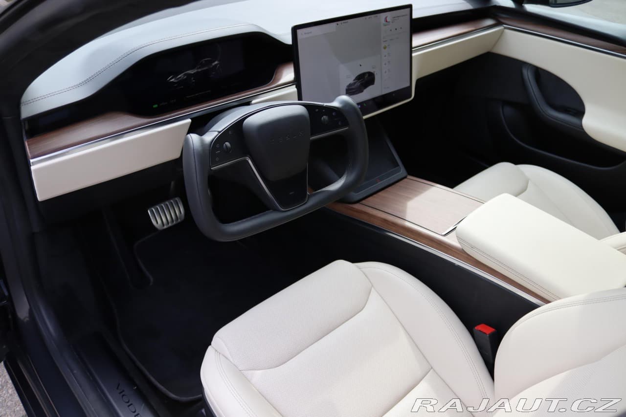 2021 Tesla MODEL S - 20