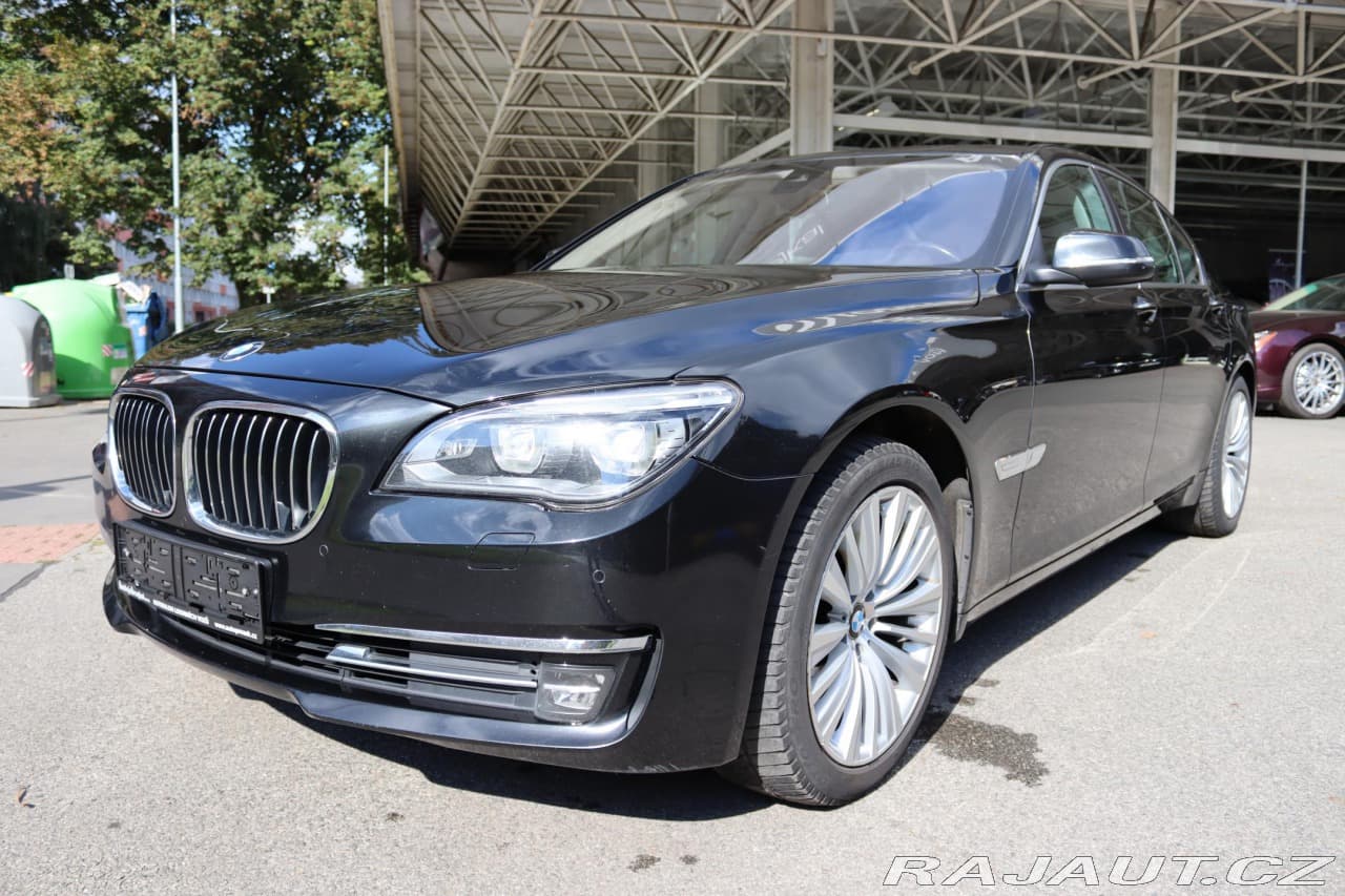 2015 BMW 7-SERIES - 18