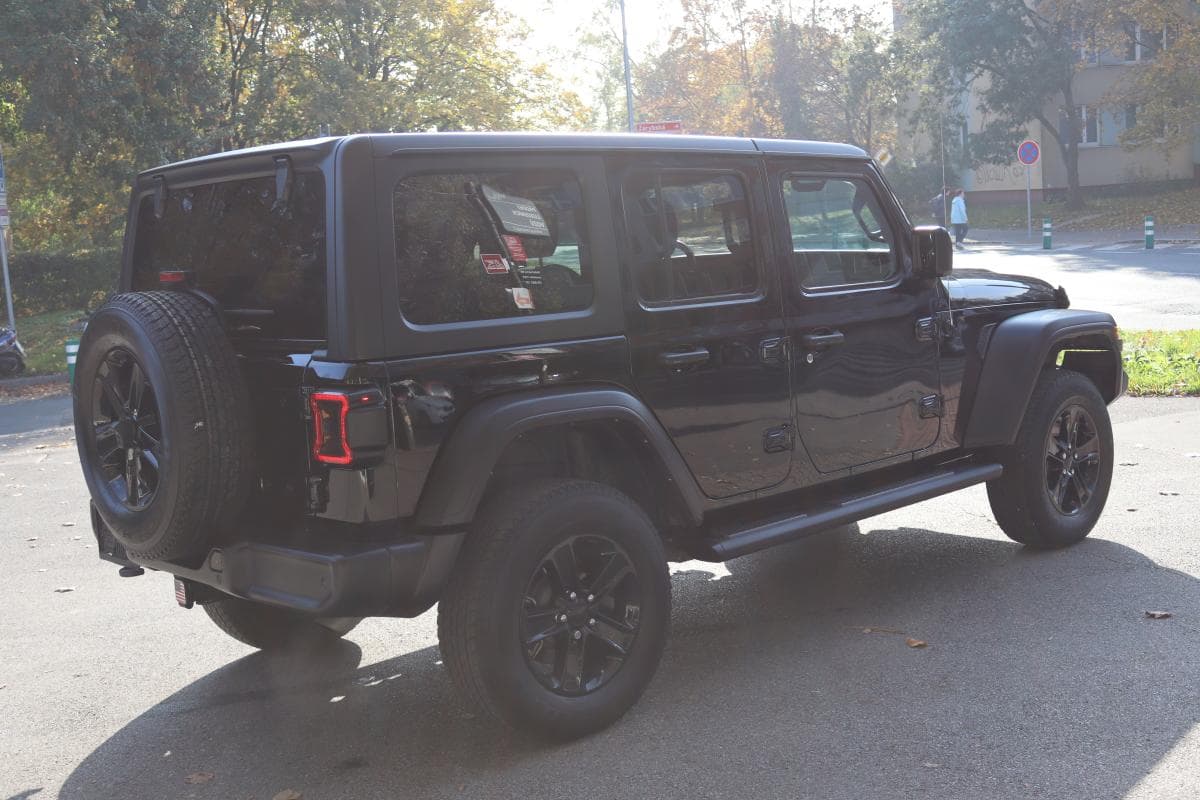 2021 Jeep WRANGLER - 10
