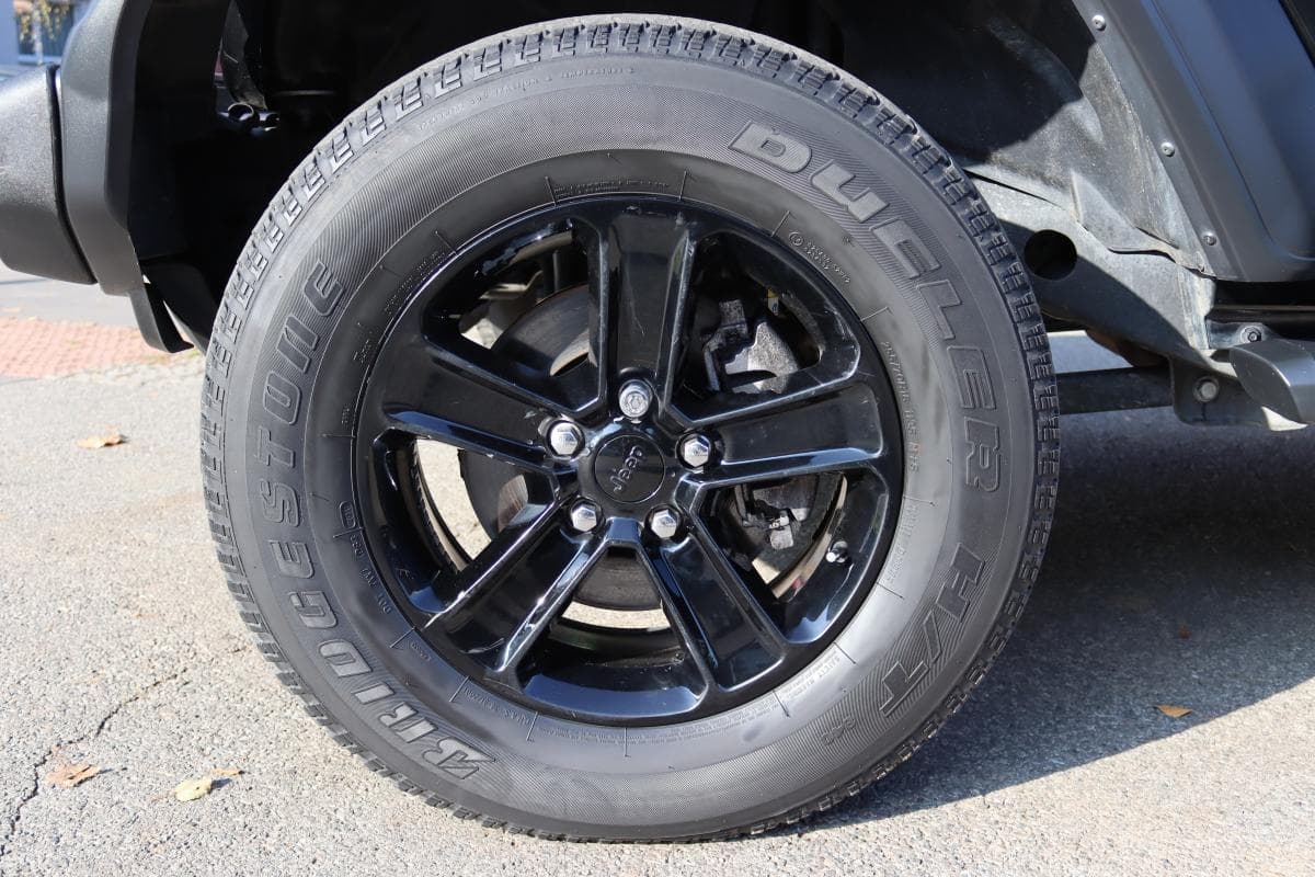 2021 Jeep WRANGLER - 18