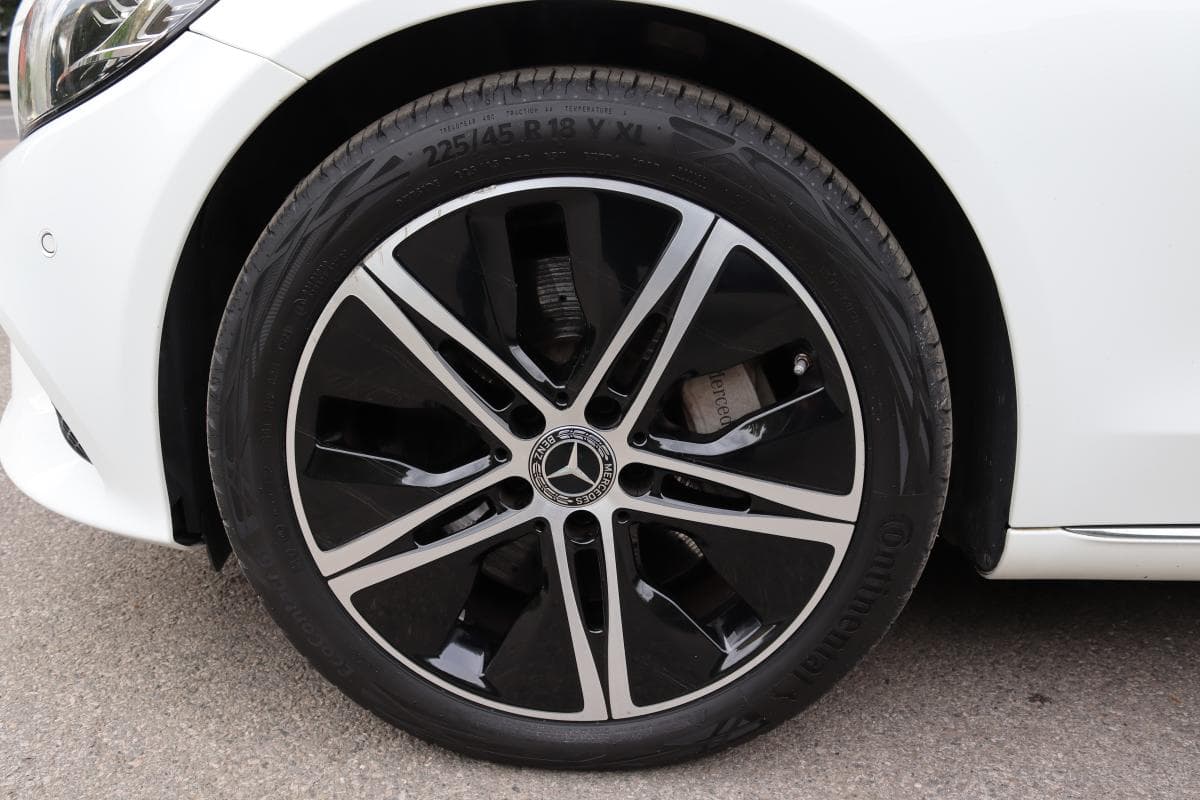 2019 Mercedes-Benz C-CLASS - 18