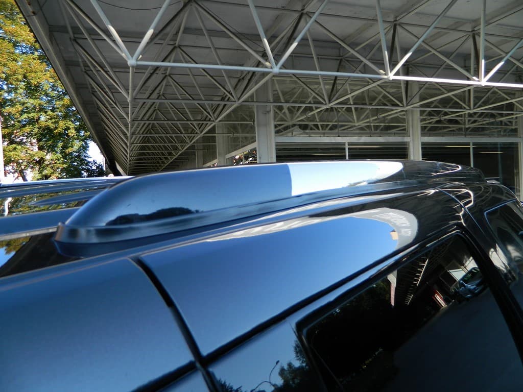2011 Cadillac ESCALADE - 18