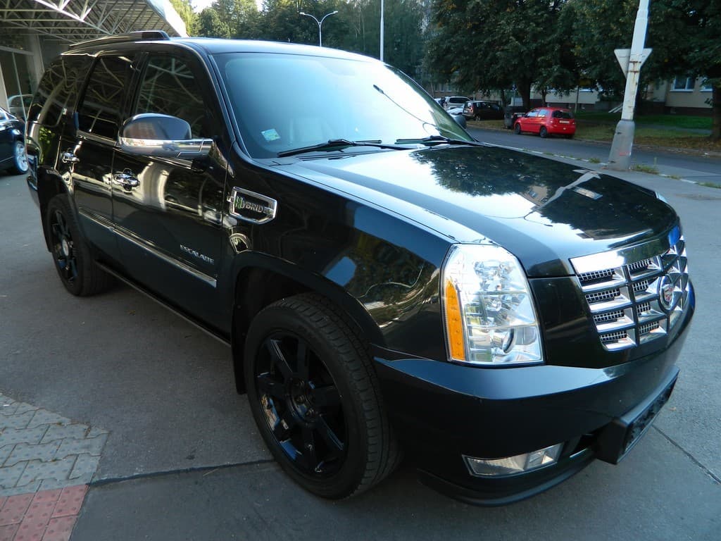 2011 Cadillac ESCALADE - 6