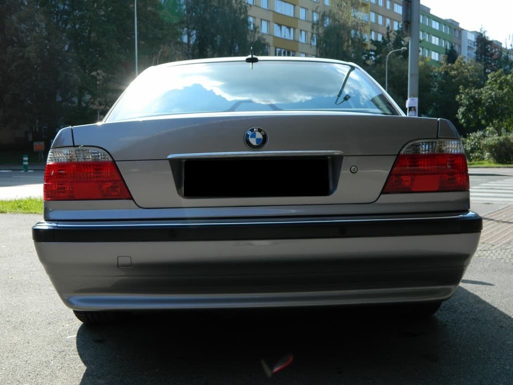 2000 BMW 7-SERIES - 12