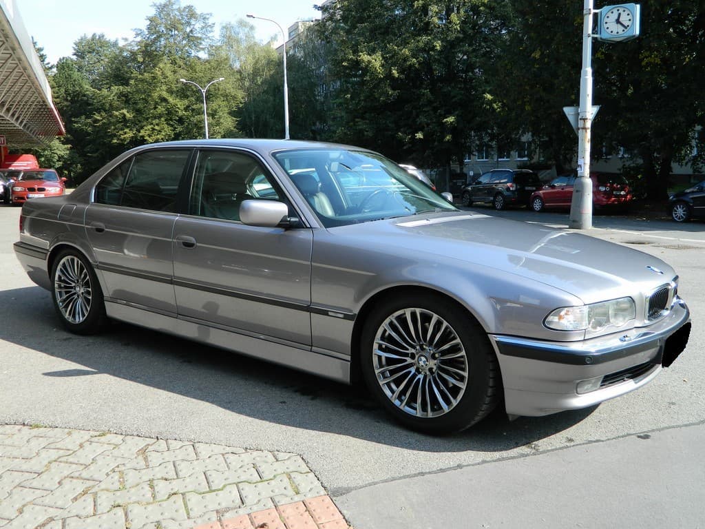 2000 BMW 7-SERIES - 7