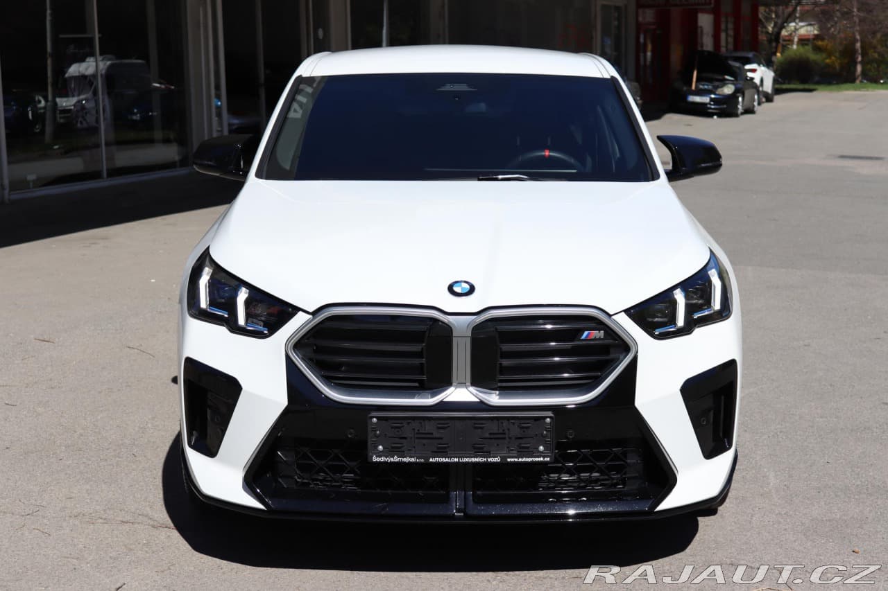 2025 BMW X2 - 2