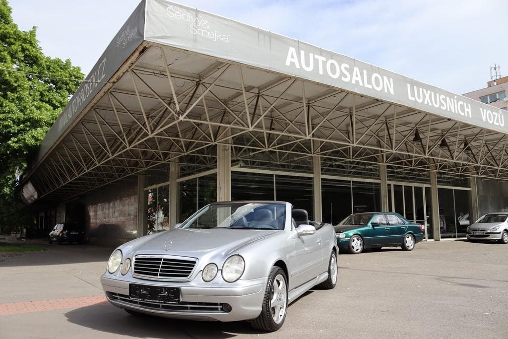 2002 Mercedes-Benz CLK - 2