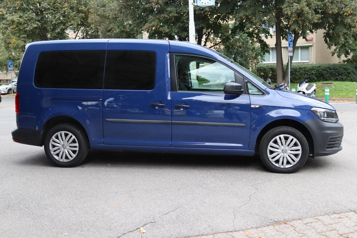 2018 Volkswagen CADDY - 9
