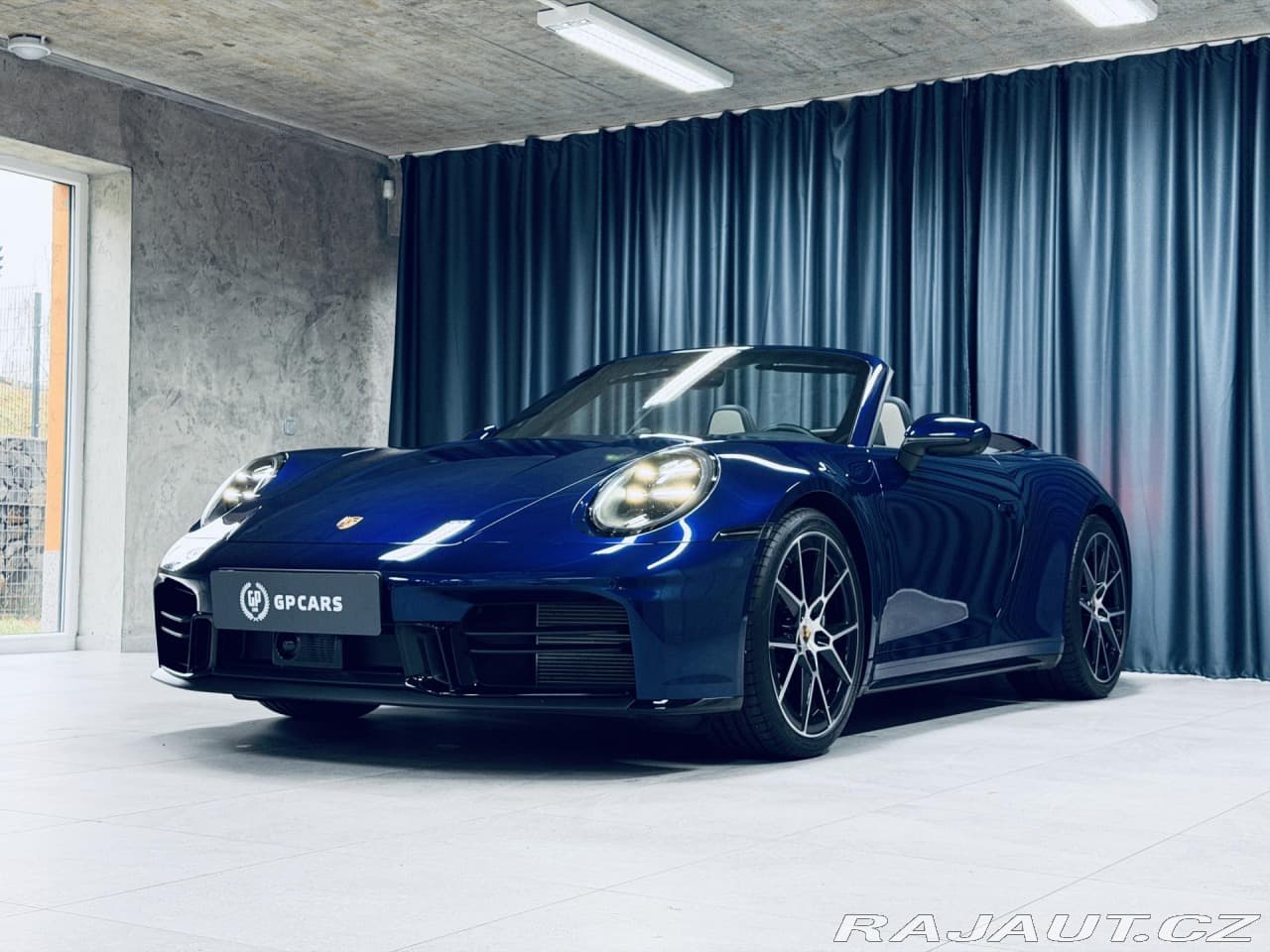 2025 Porsche 911 - 3