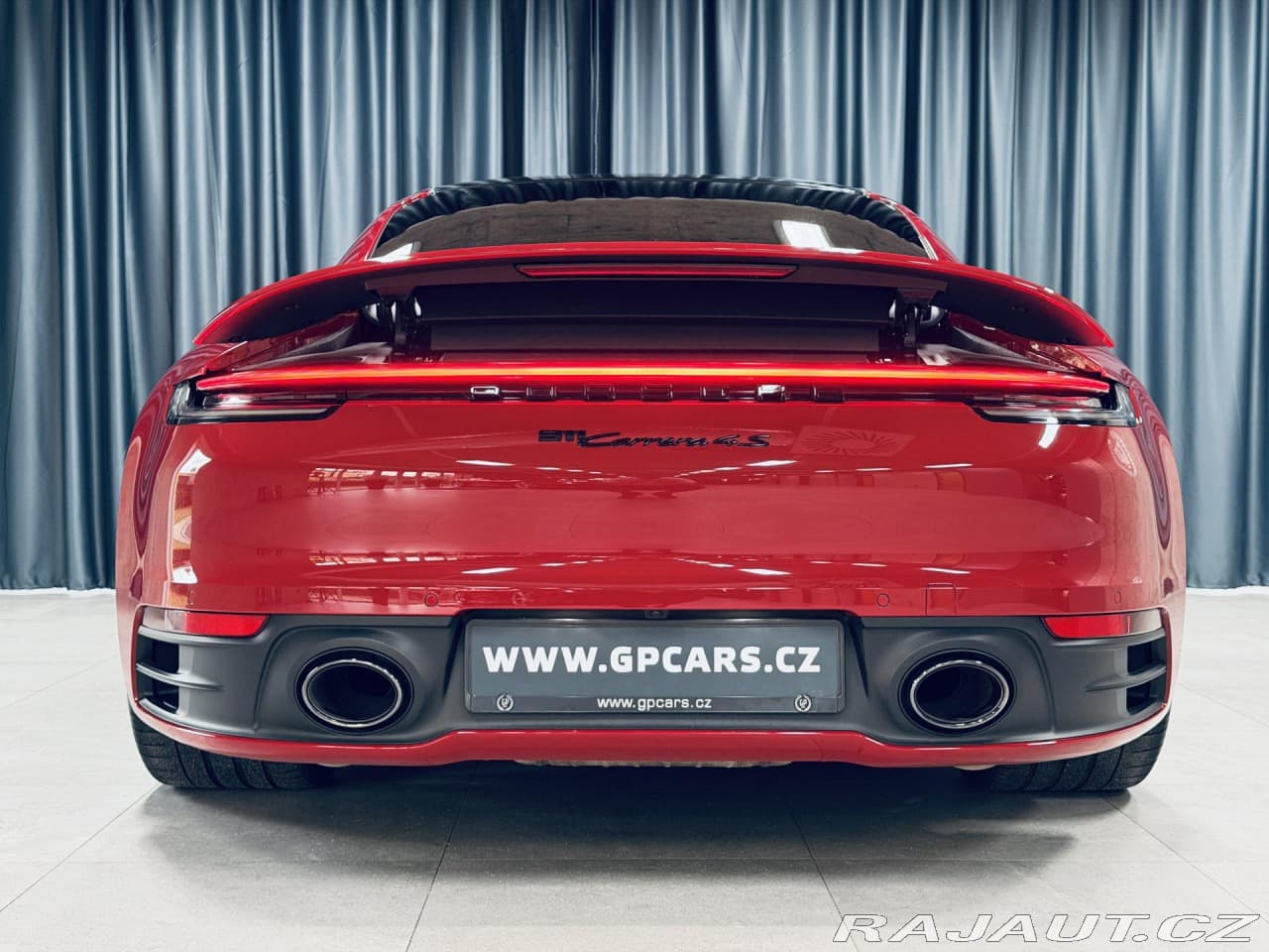2020 Porsche 911 - 5