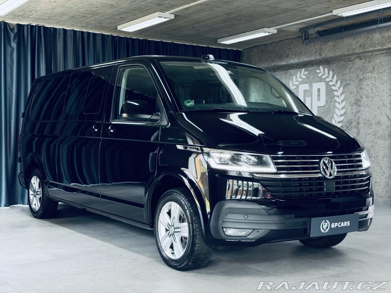 2023 Volkswagen CARAVELLE