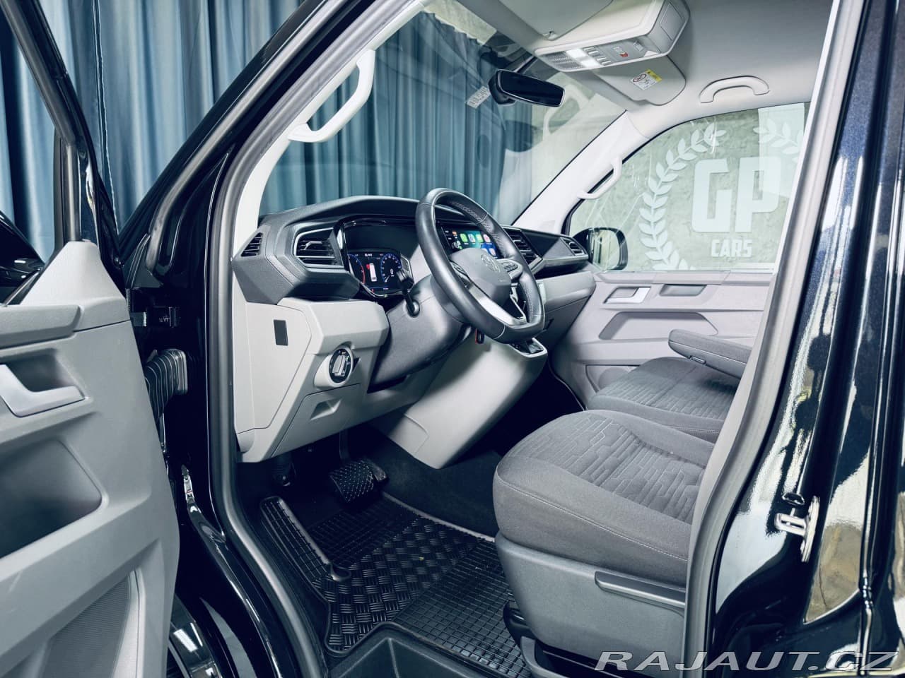2023 Volkswagen CARAVELLE - 14