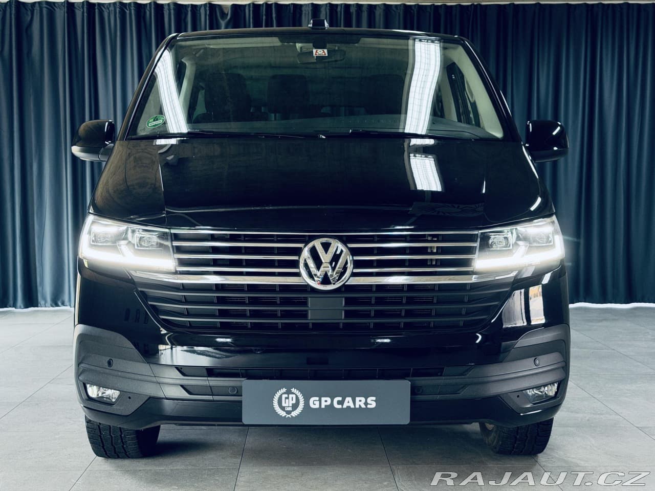 2023 Volkswagen CARAVELLE - 2