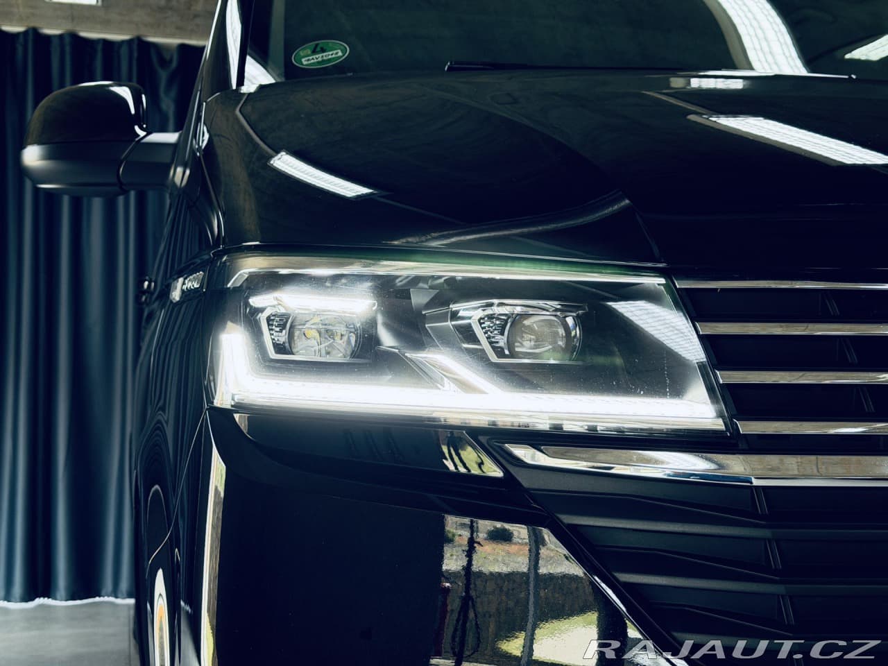 2023 Volkswagen CARAVELLE - 4