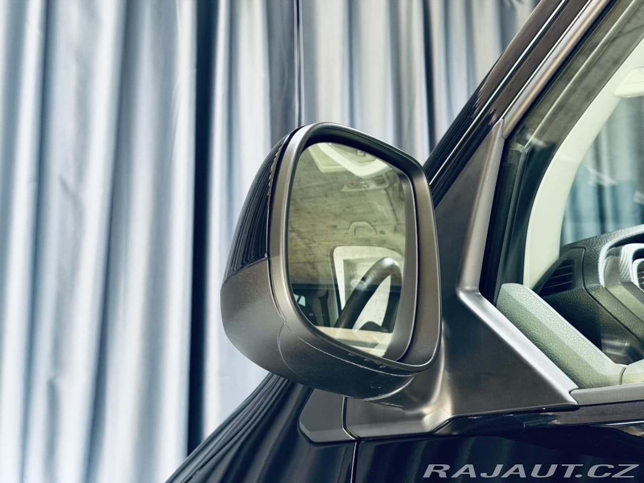 2023 Volkswagen CARAVELLE - 9