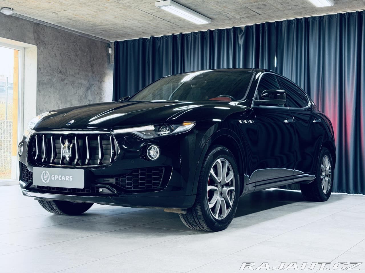 2017 Maserati LEVANTE - 3