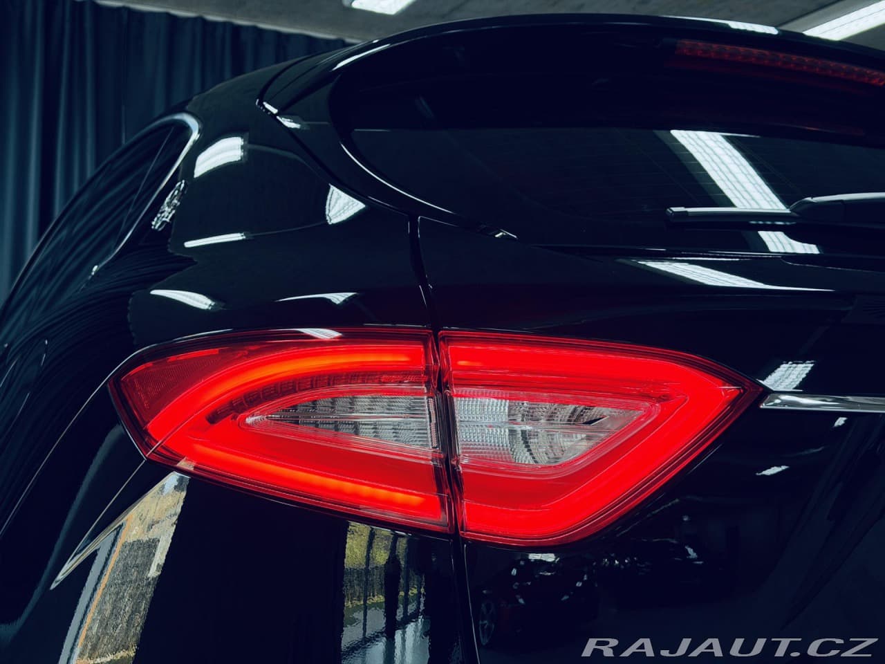 2017 Maserati LEVANTE - 8