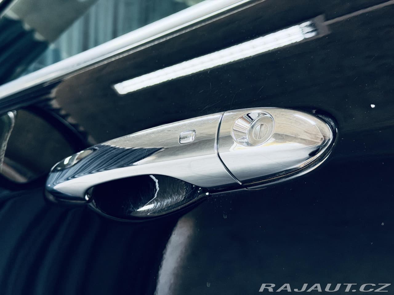 2017 Maserati LEVANTE - 9