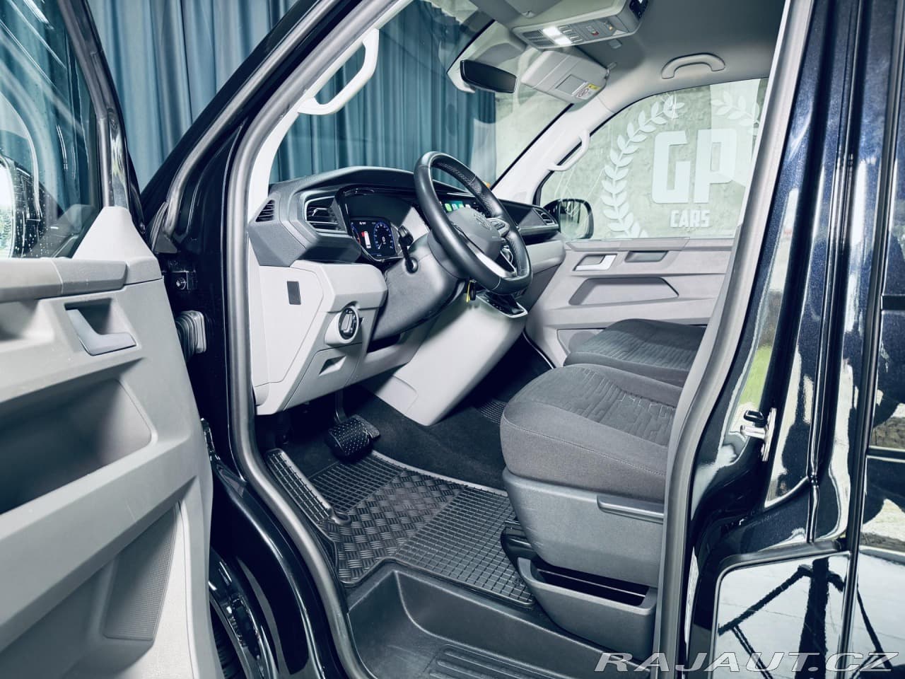 2023 Volkswagen CARAVELLE - 14