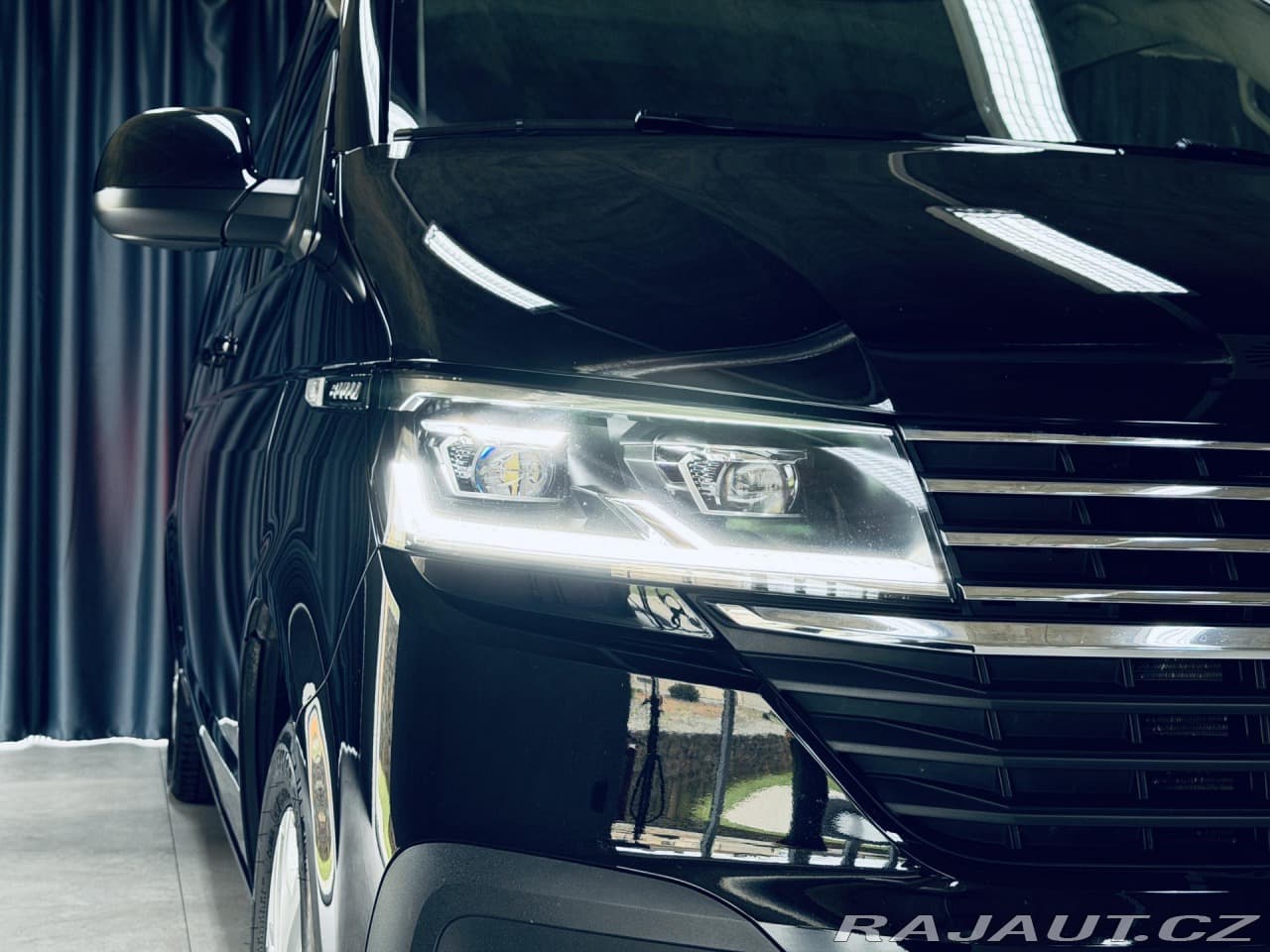 2023 Volkswagen CARAVELLE - 4