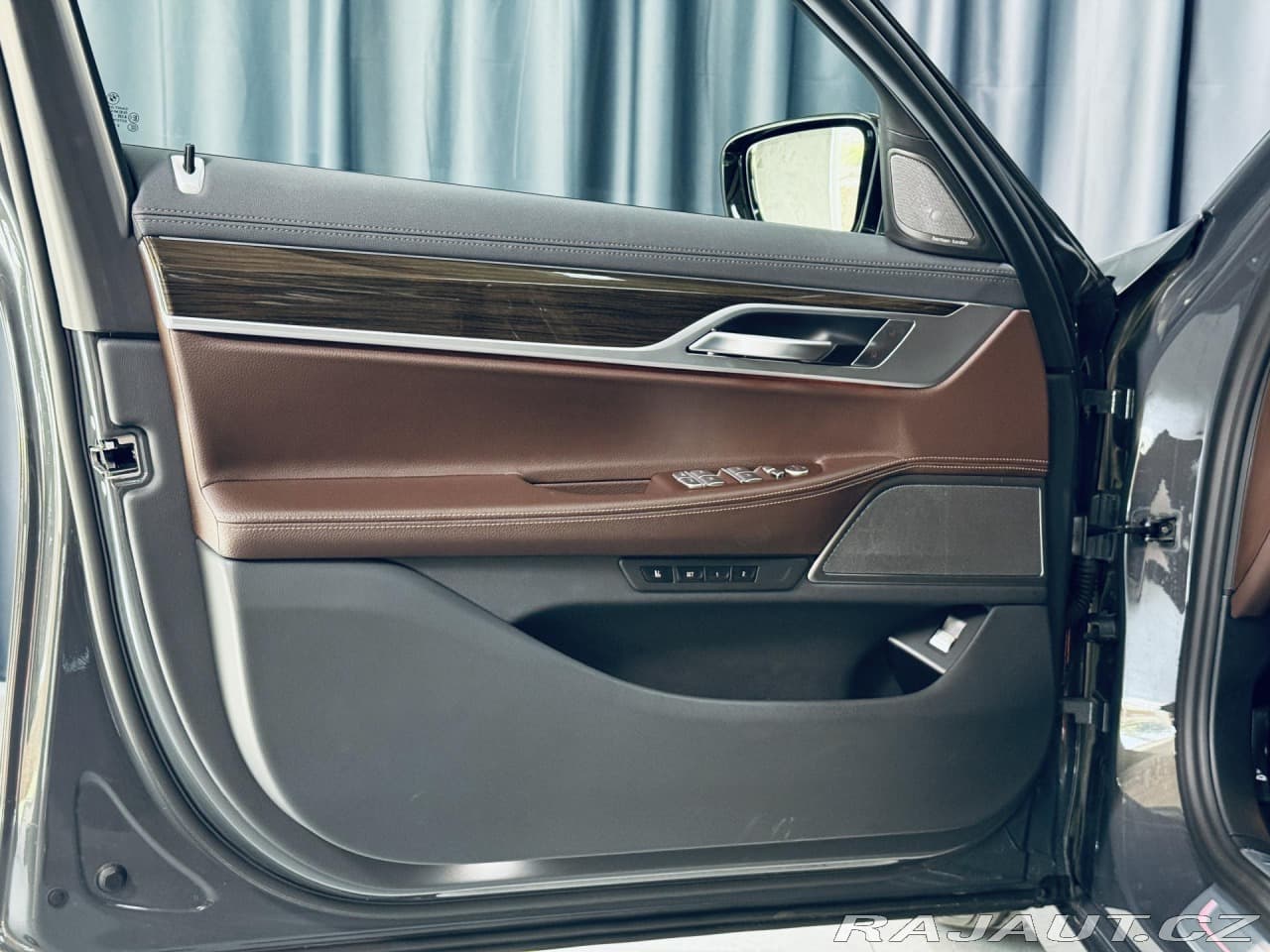 2020 BMW 7-SERIES - 12