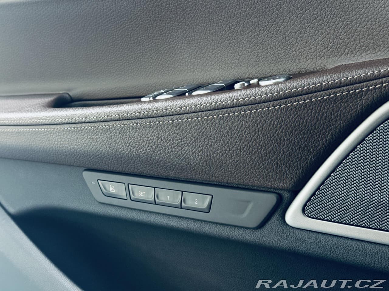 2020 BMW 7-SERIES - 15