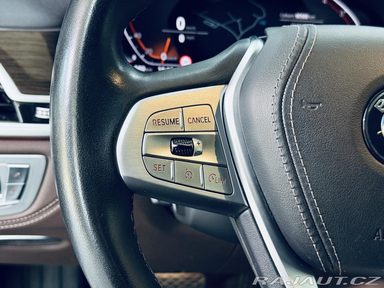 2020 BMW 7-SERIES - 19