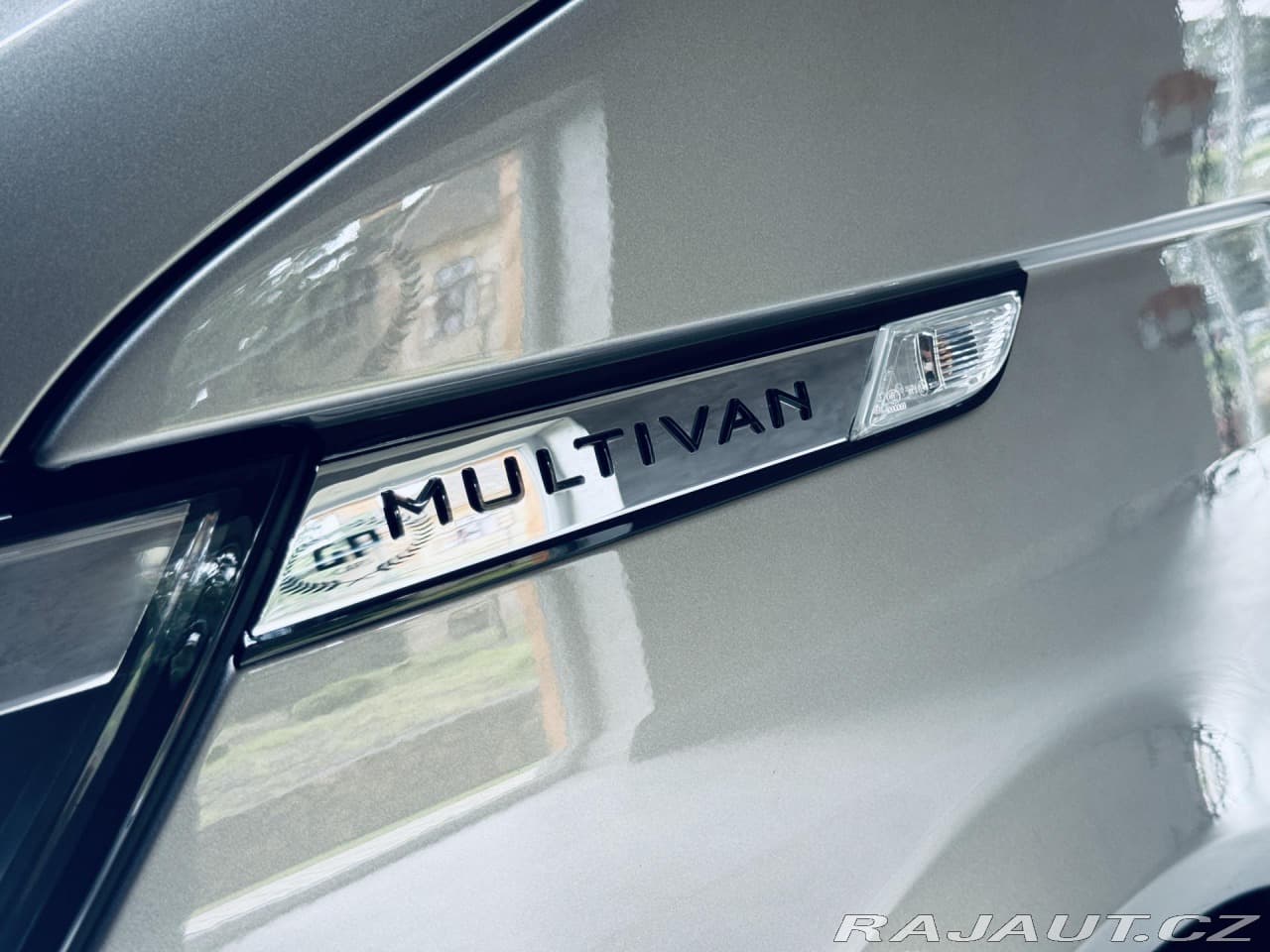 2023 Volkswagen MULTIVAN - 11