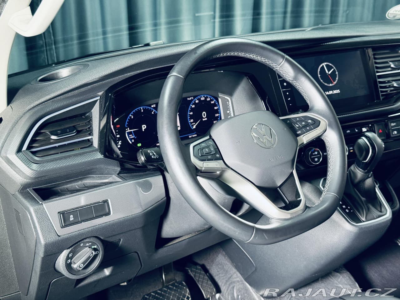 2023 Volkswagen MULTIVAN - 15