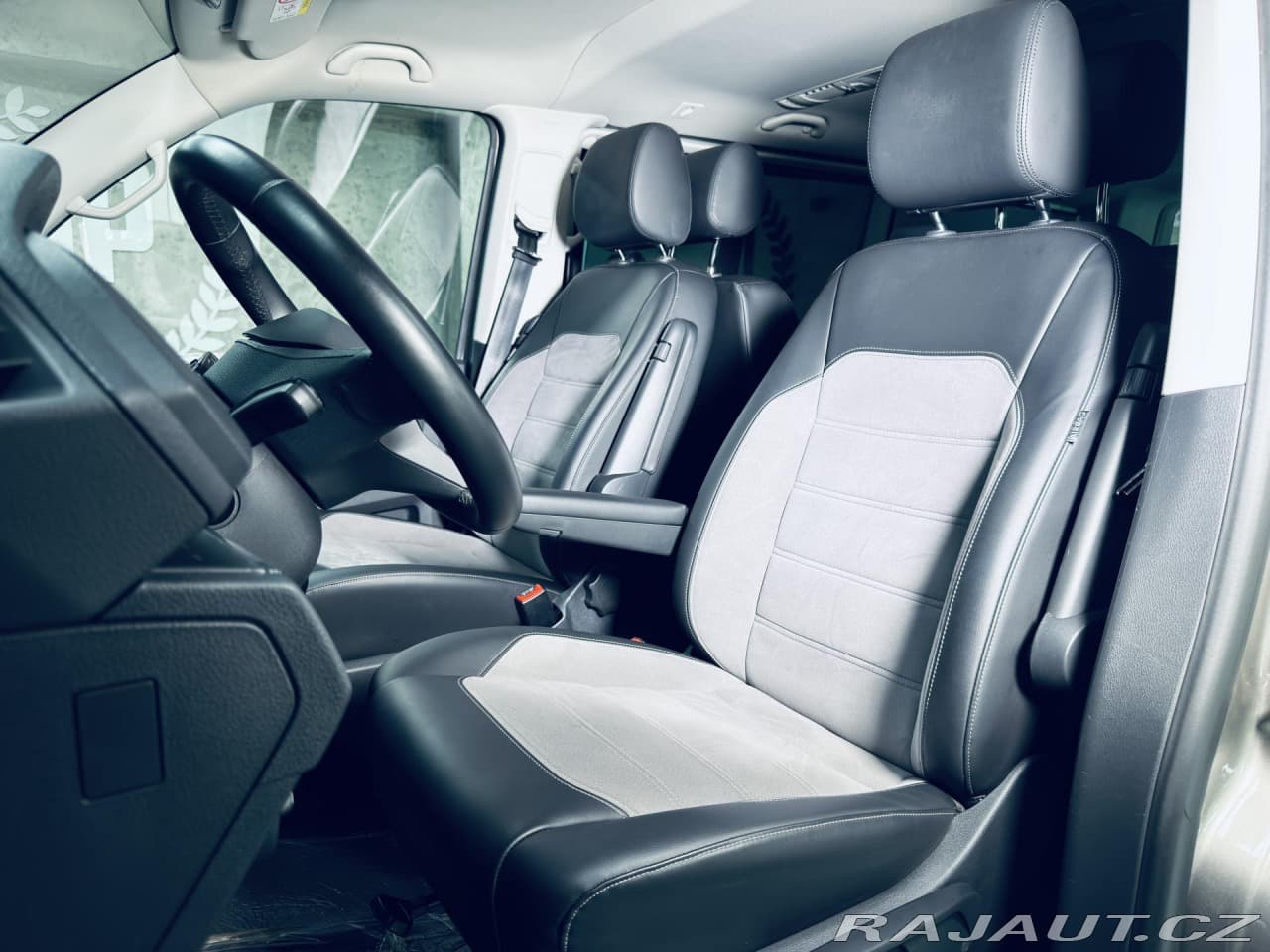 2023 Volkswagen MULTIVAN - 16