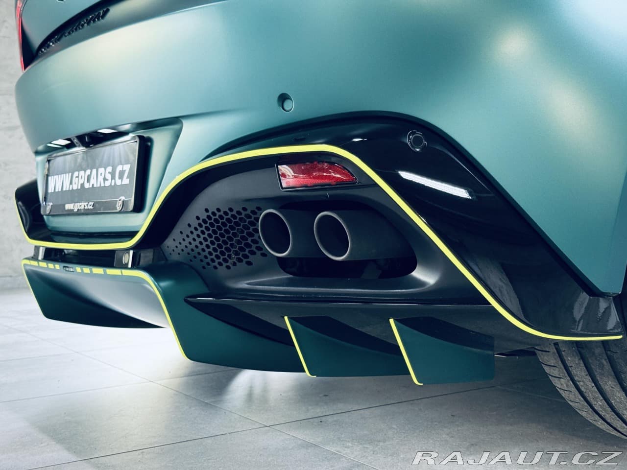 2022 Aston Martin V8 VANTAGE - 11