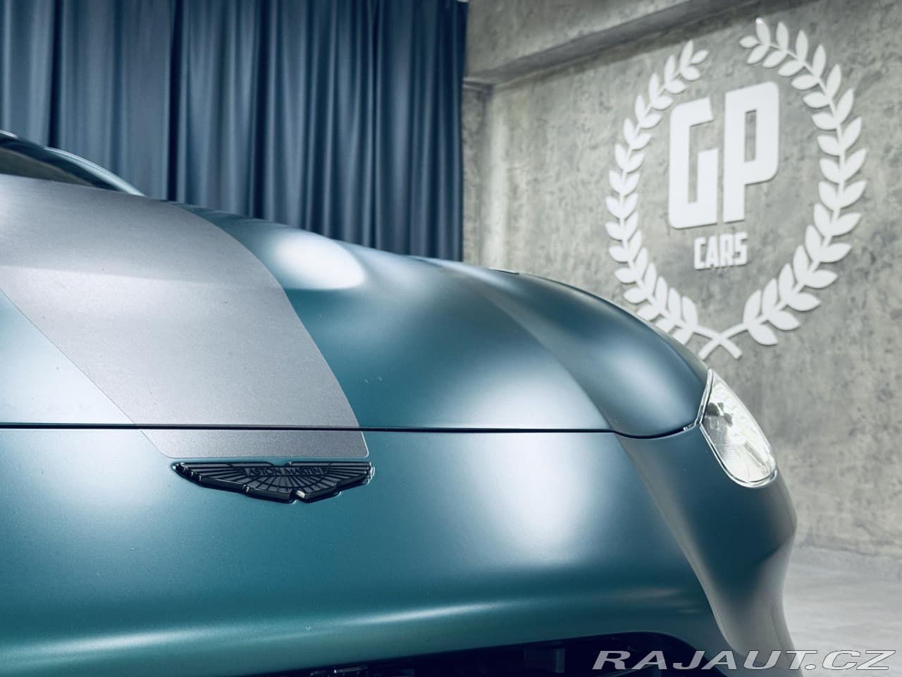 2022 Aston Martin V8 VANTAGE - 5