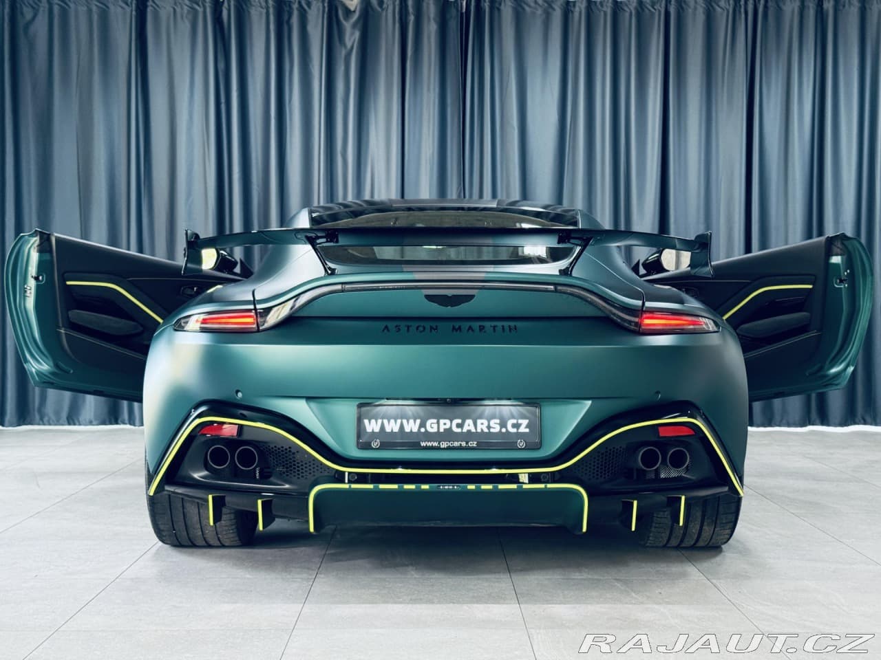 2022 Aston Martin V8 VANTAGE - 7