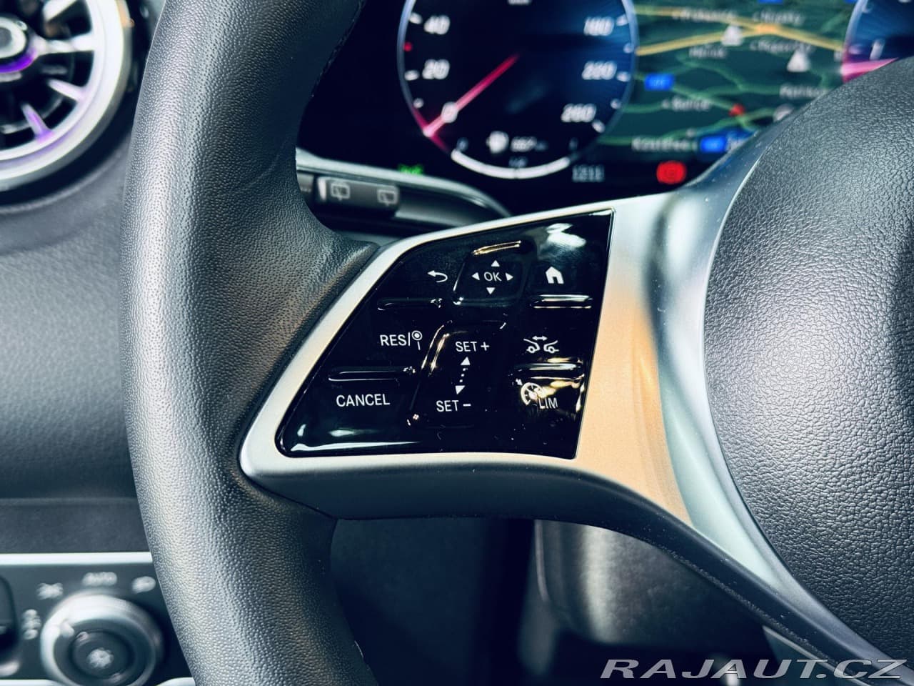 2024 Mercedes-Benz GLB - 18