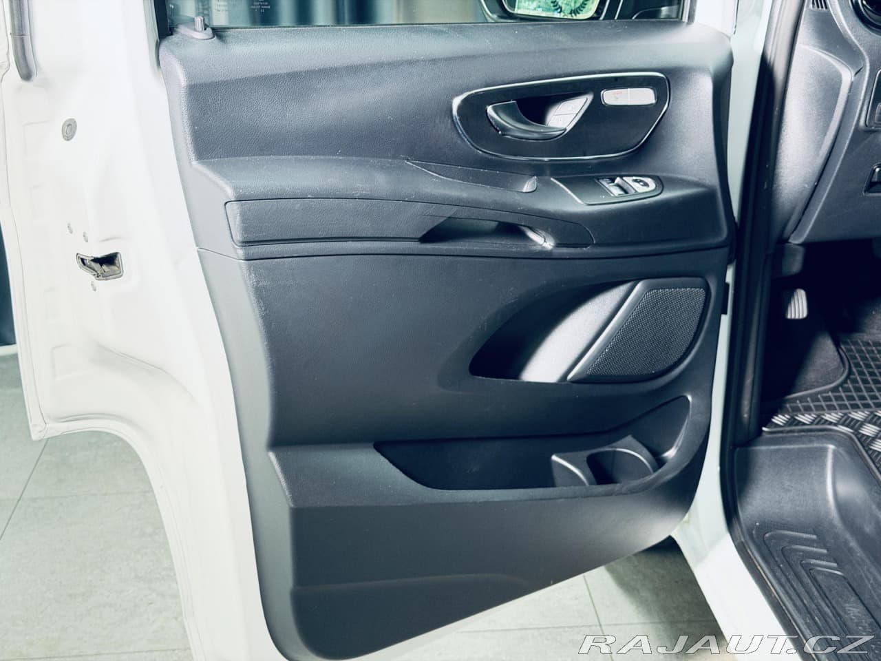 2023 Mercedes-Benz VITO - 12